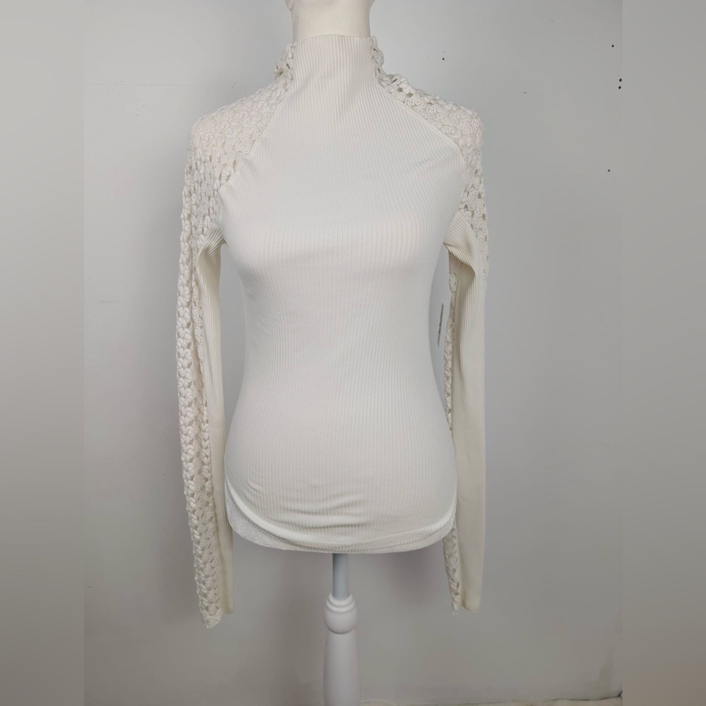 FREE PEOPLE CLEMENTE MOCK NECK TOP - Picture 4 of 8